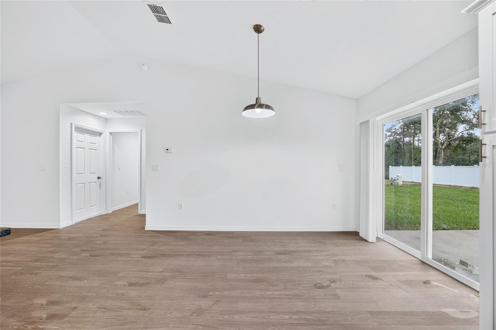 BRING A BIG DINING TABLE - 3 FISHER WAY PL, OCKLAWAHA