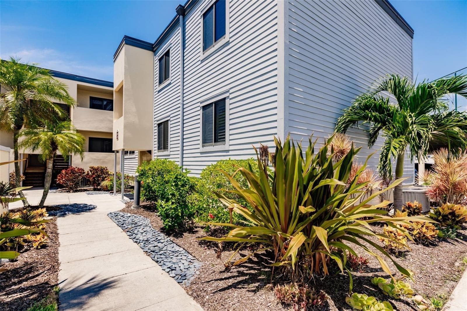 700 GOLDEN BEACH BLVD #222