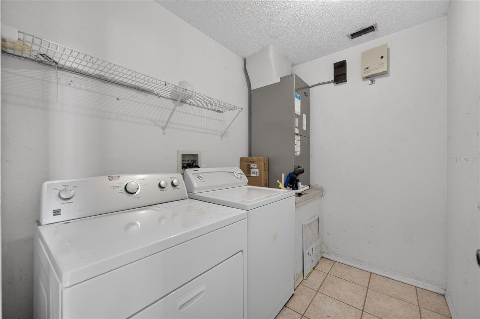 Single Family Residence at 13637 SPRINGTIDE CT, ORLANDO, photo 15 of 17