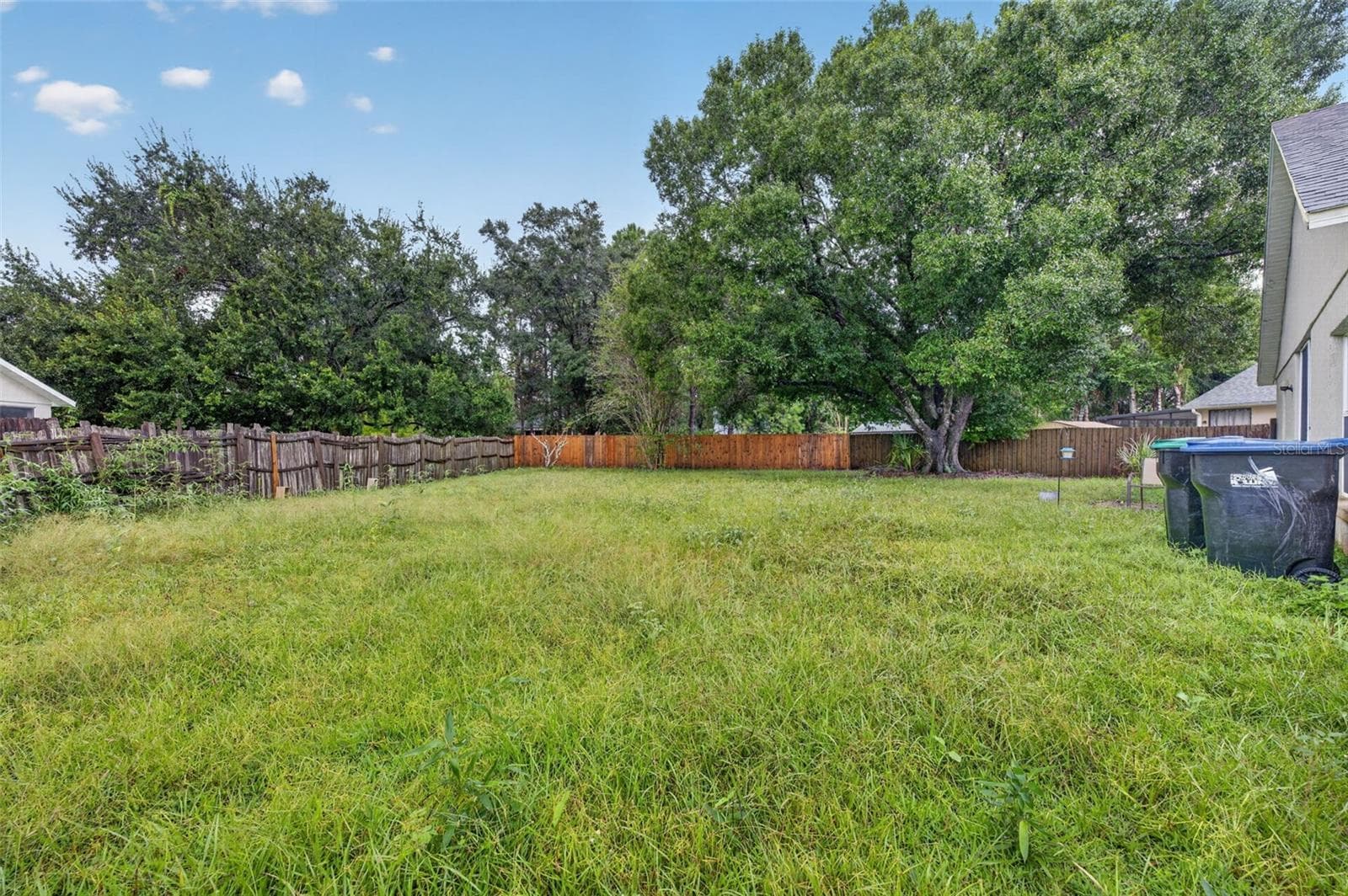 Single Family Residence at 13637 SPRINGTIDE CT, ORLANDO, photo 16 of 17