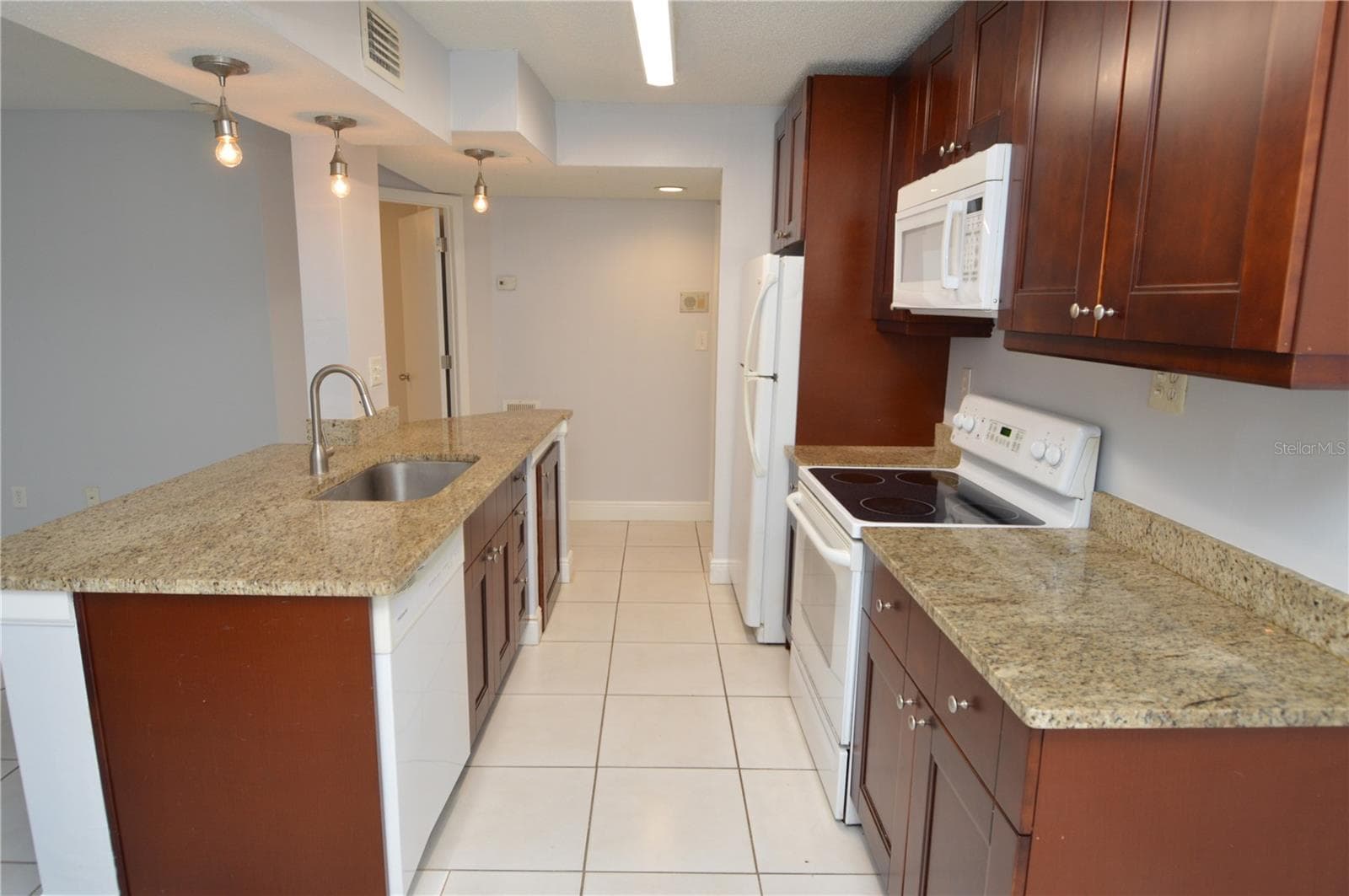 Condominium at 8709 FANCY FINCH DR #102, TAMPA, photo 8 of 96