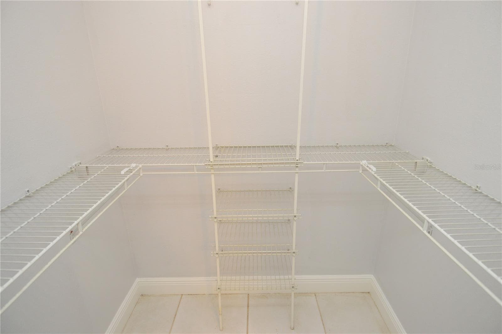 Condominium at 8709 FANCY FINCH DR #102, TAMPA, photo 27 of 96