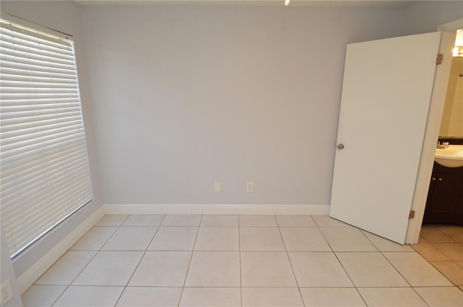 Condominium at 8709 FANCY FINCH DR #102, TAMPA, photo 29 of 96