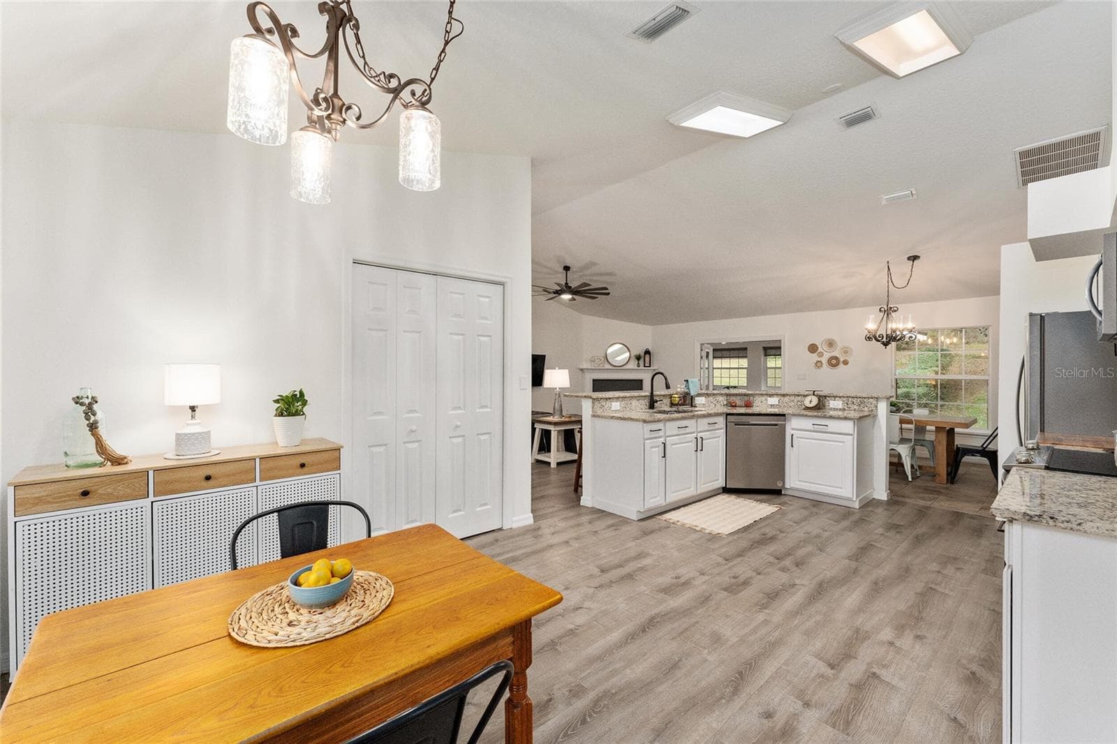 Single Family Residence at 7237 EDMUND CT, MOUNT DORA, photo 19 of 66