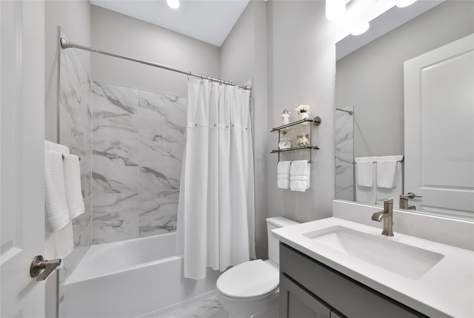 Single Family Residence at 10378 MORNING MIST LN, SARASOTA, photo 33 of 90