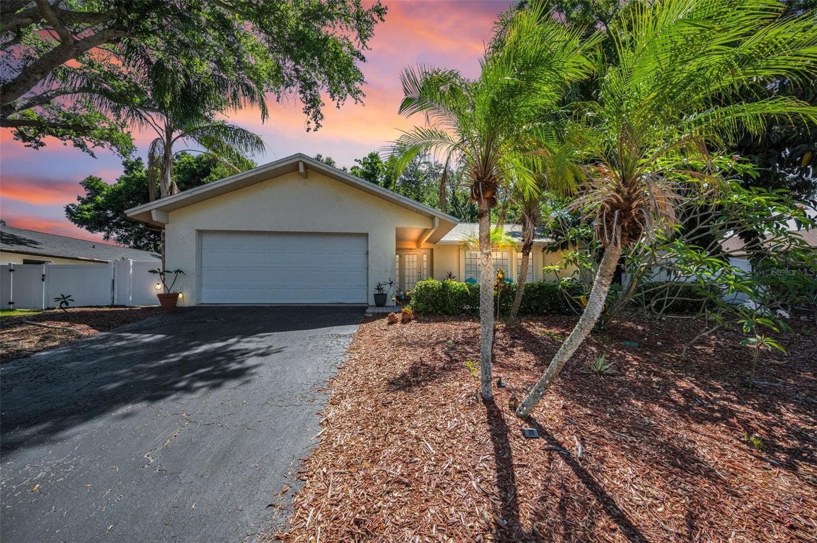 Single Family Residence at 520 SANDY HOOK RD, PALM HARBOR, photo 2 of 78