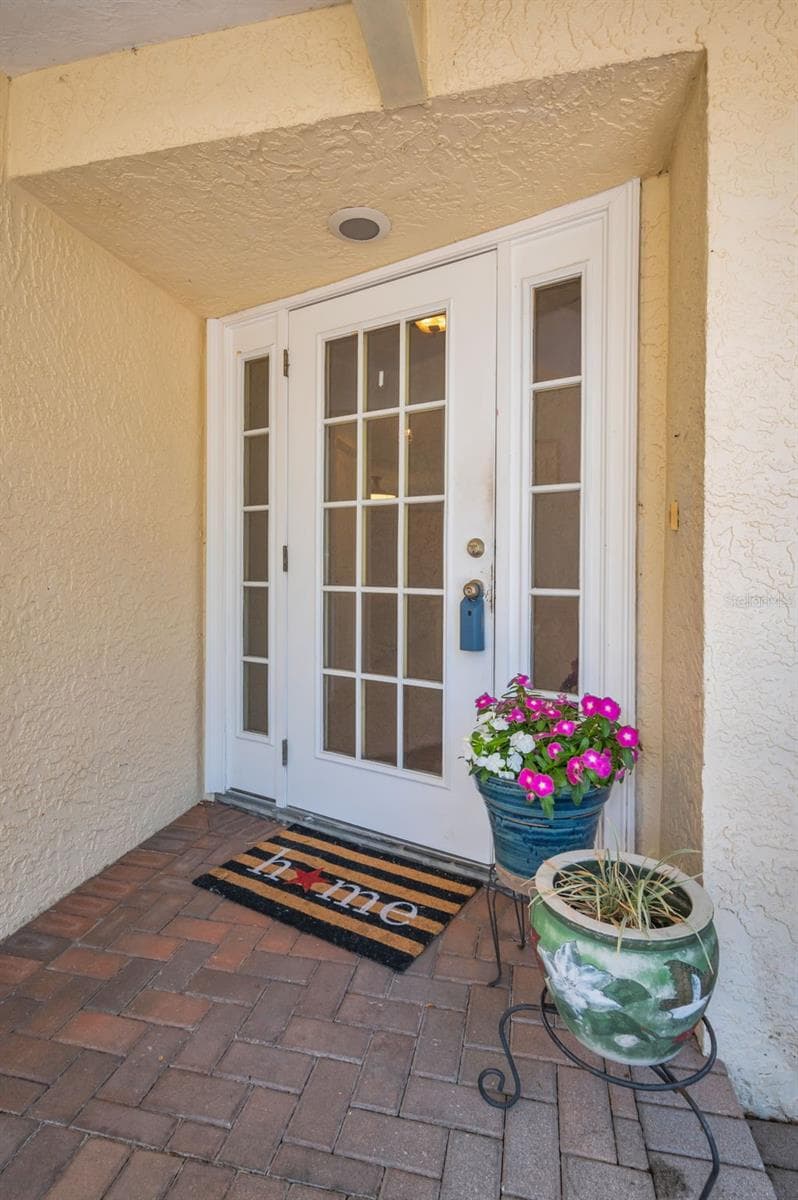 Single Family Residence at 520 SANDY HOOK RD, PALM HARBOR, photo 4 of 78