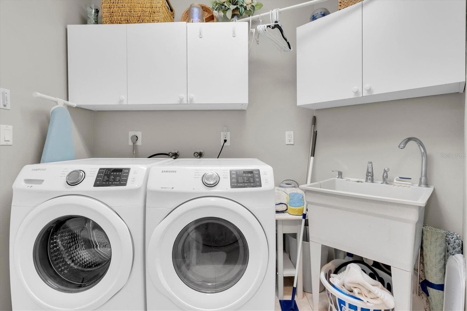 inside laundry - 9126 BASSETT LN, NEW PORT RICHEY