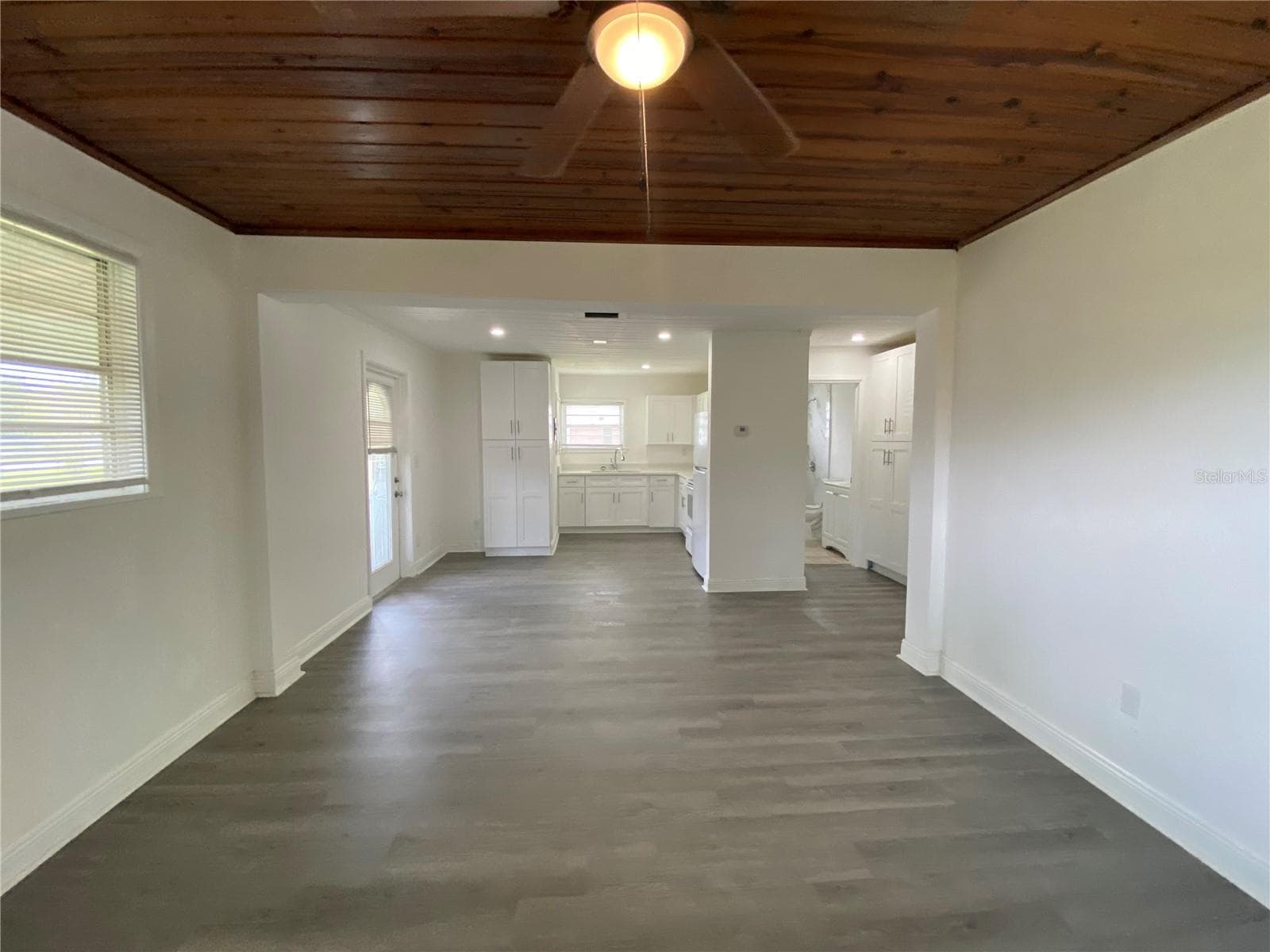 Single Family Residence at 3004 5TH ST, ORLANDO, photo 9 of 22