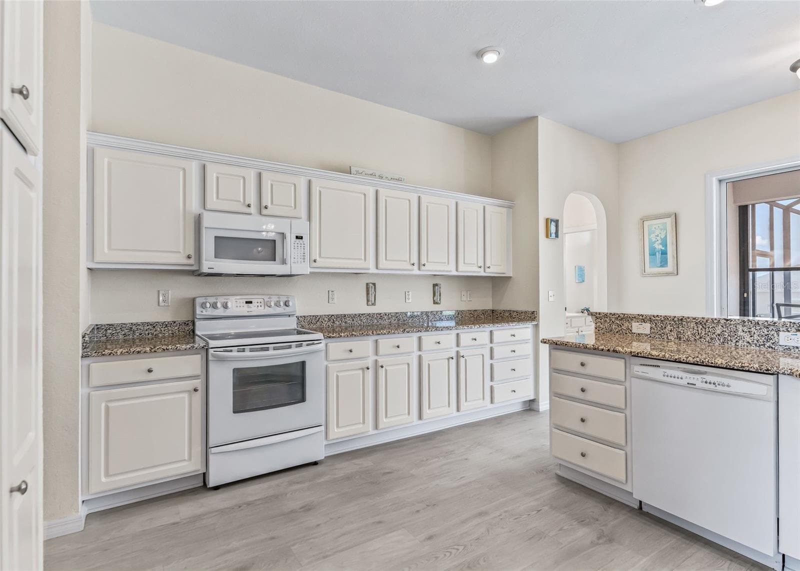 Kitchen - 12223 SE 175TH LOOP, SUMMERFIELD