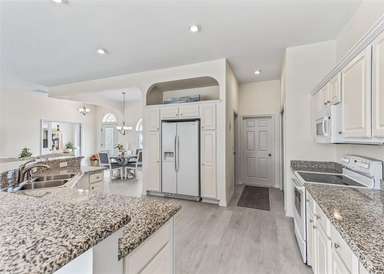 Granite Counters - 12223 SE 175TH LOOP, SUMMERFIELD