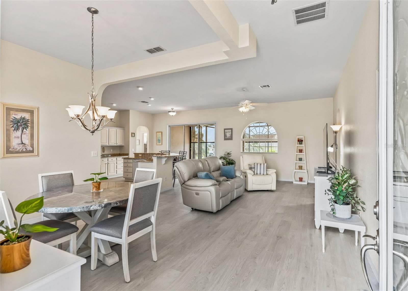 LVP Flooring - 12223 SE 175TH LOOP, SUMMERFIELD
