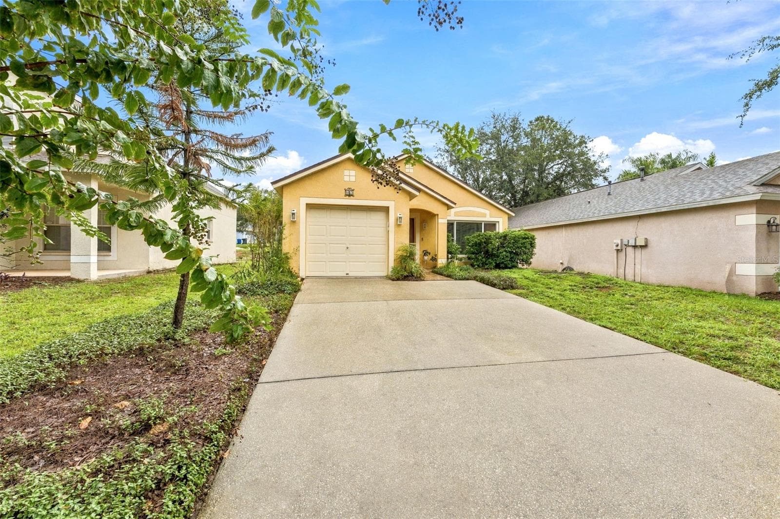 Single Family Residence at 609 CAPE COD CIR, VALRICO, photo 3 of 31