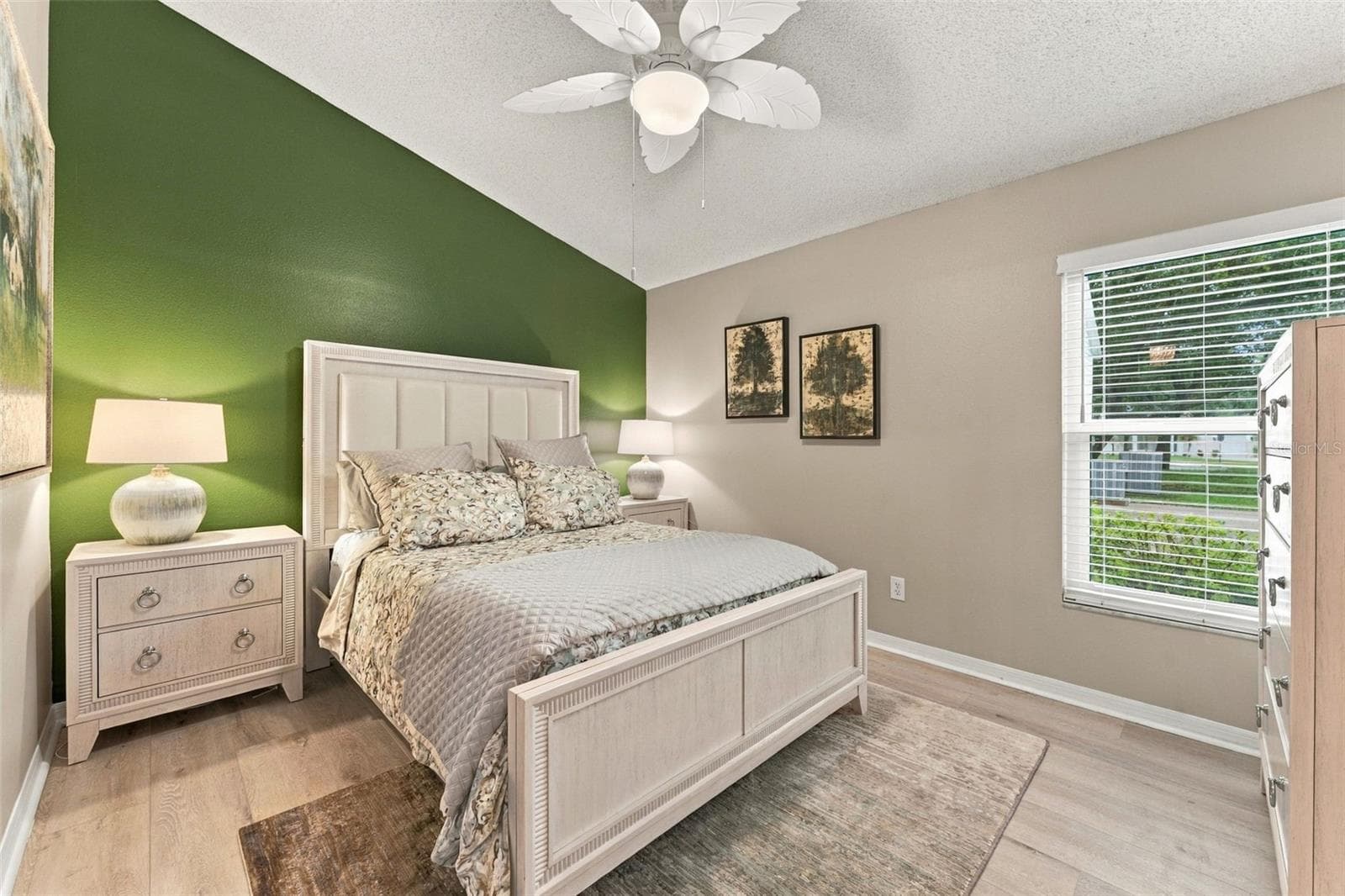 primary bedroom - 609 CAPE COD CIR, VALRICO