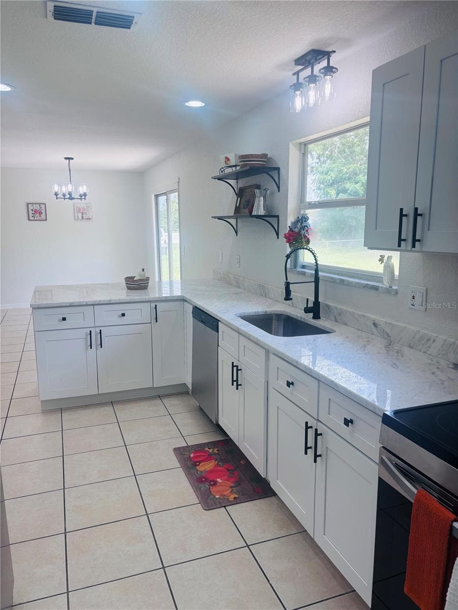 Single Family Residence at 30 SAPPHIRE WAY, OCALA, photo 5 of 16