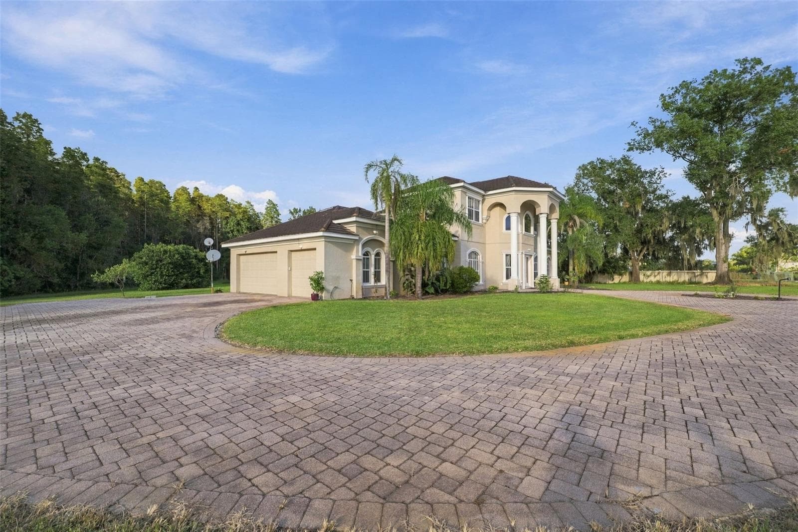 Single Family Residence at 19153 GERACI RD, LUTZ, photo 6 of 57