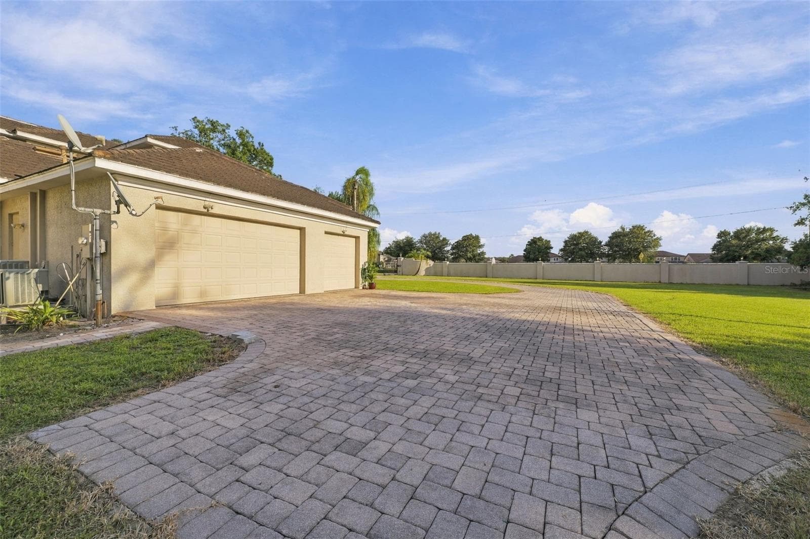 Single Family Residence at 19153 GERACI RD, LUTZ, photo 7 of 57
