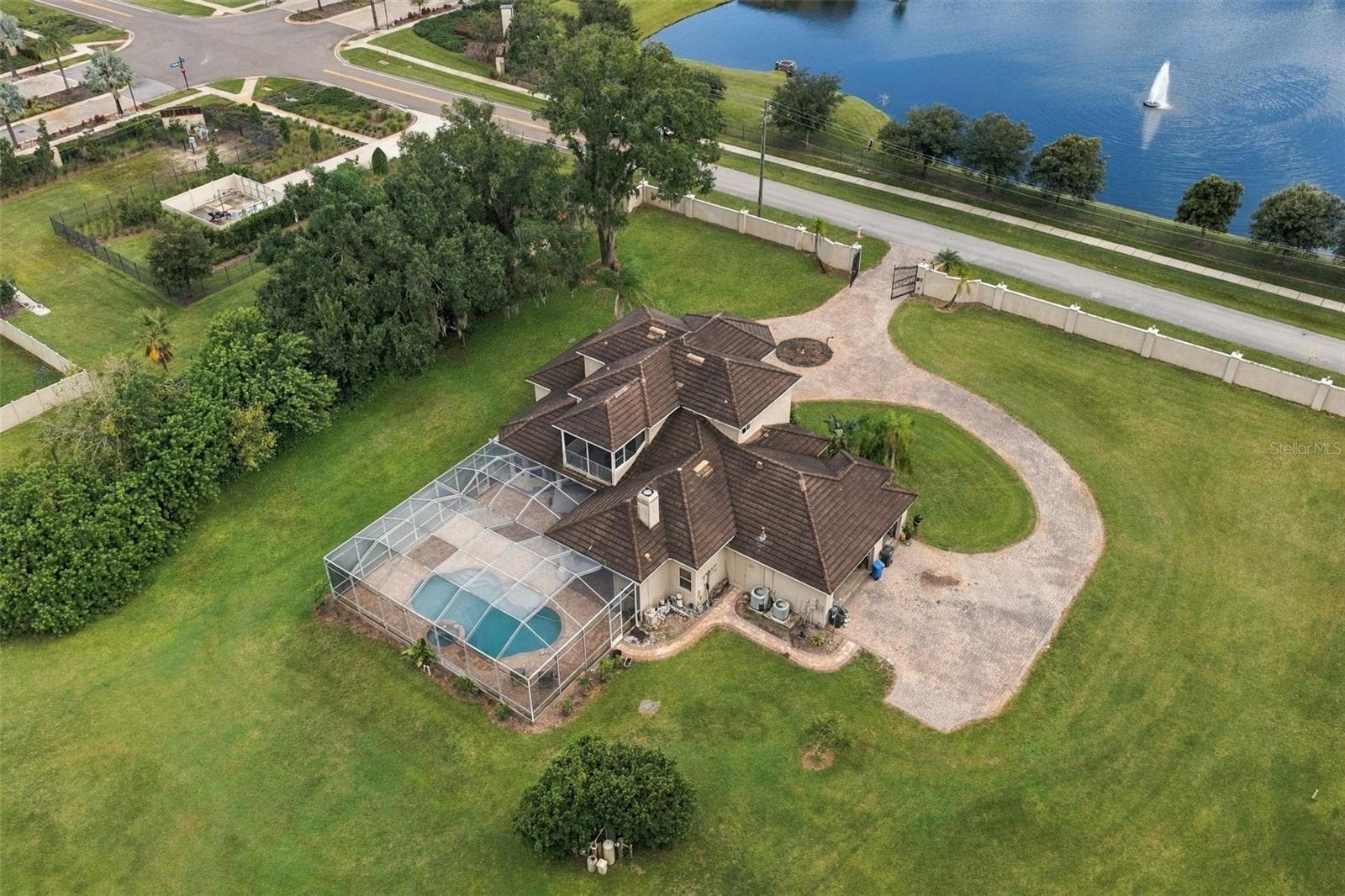 Single Family Residence at 19153 GERACI RD, LUTZ, photo 11 of 57