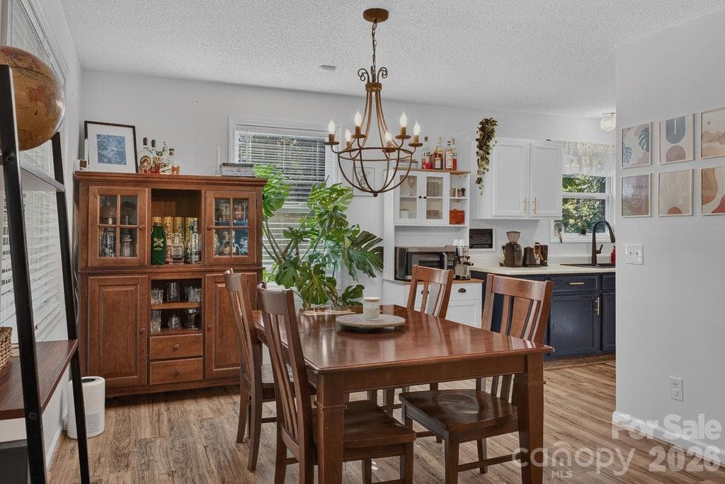 Single Family Residence at 20 McTindal Circle, Asheville, photo 11 of 28