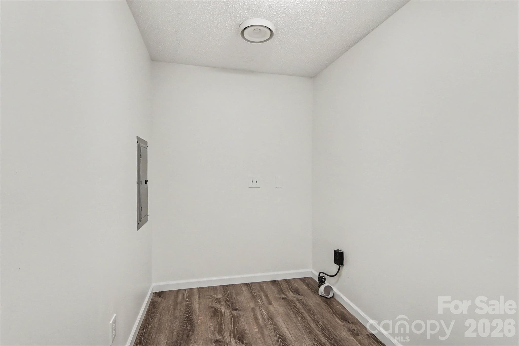 Laundry - 3560 New Potato Drive, Kannapolis