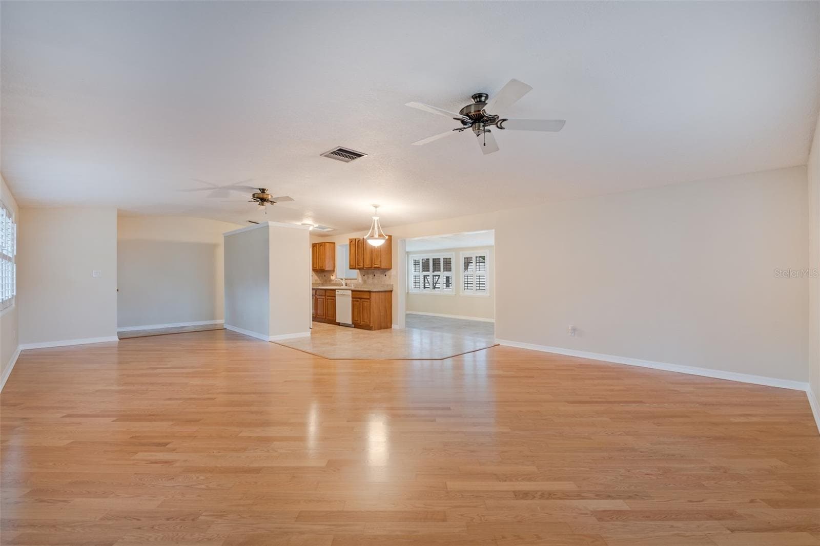 Single Family Residence at 1924 W NORTH ST, TAMPA, photo 7 of 72