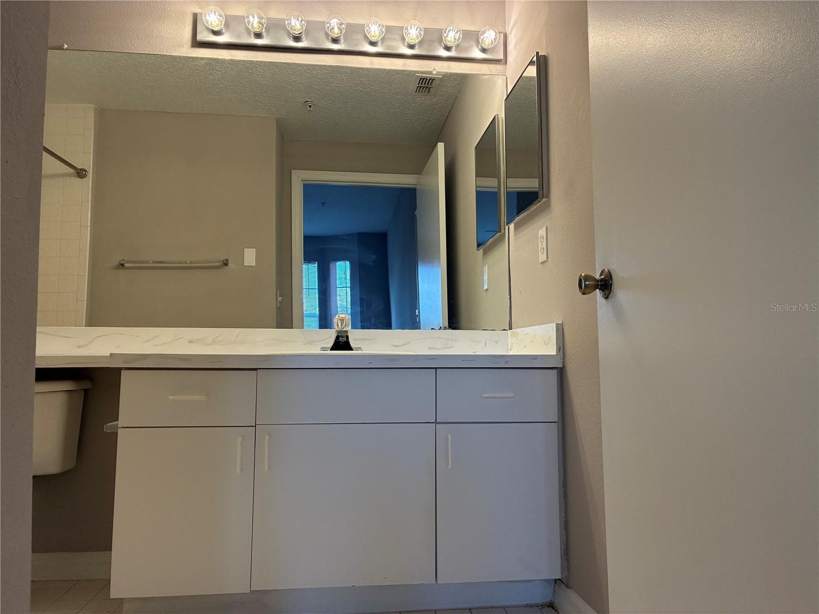 Bathroom1 - 5572 METROWEST BLVD #209, ORLANDO
