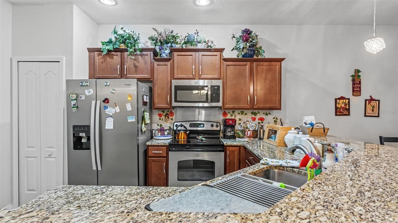Villa at 4069 SHADE TREE LN, LAKELAND, photo 11 of 39