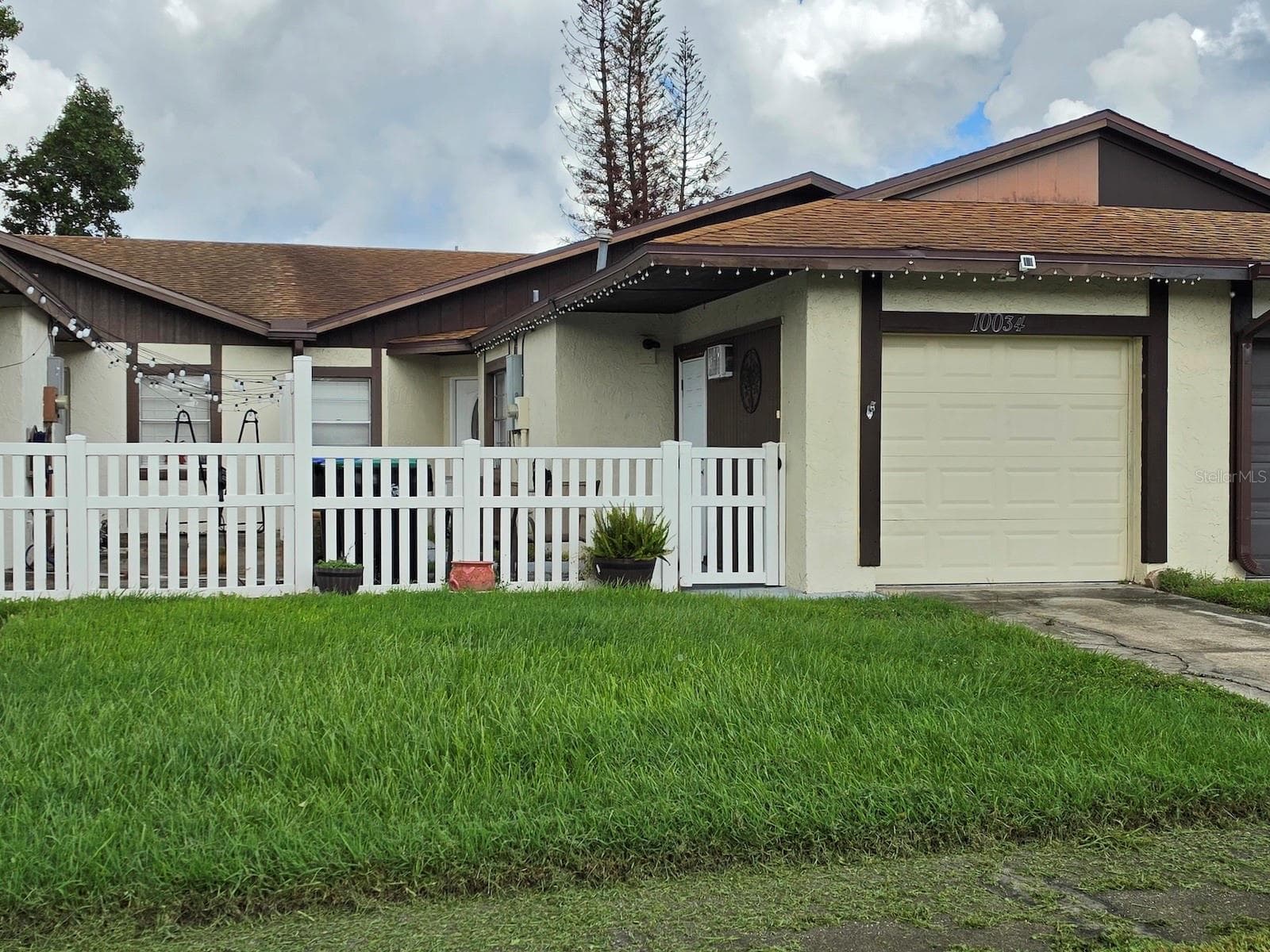 10034 BRIGHTFIELD CT