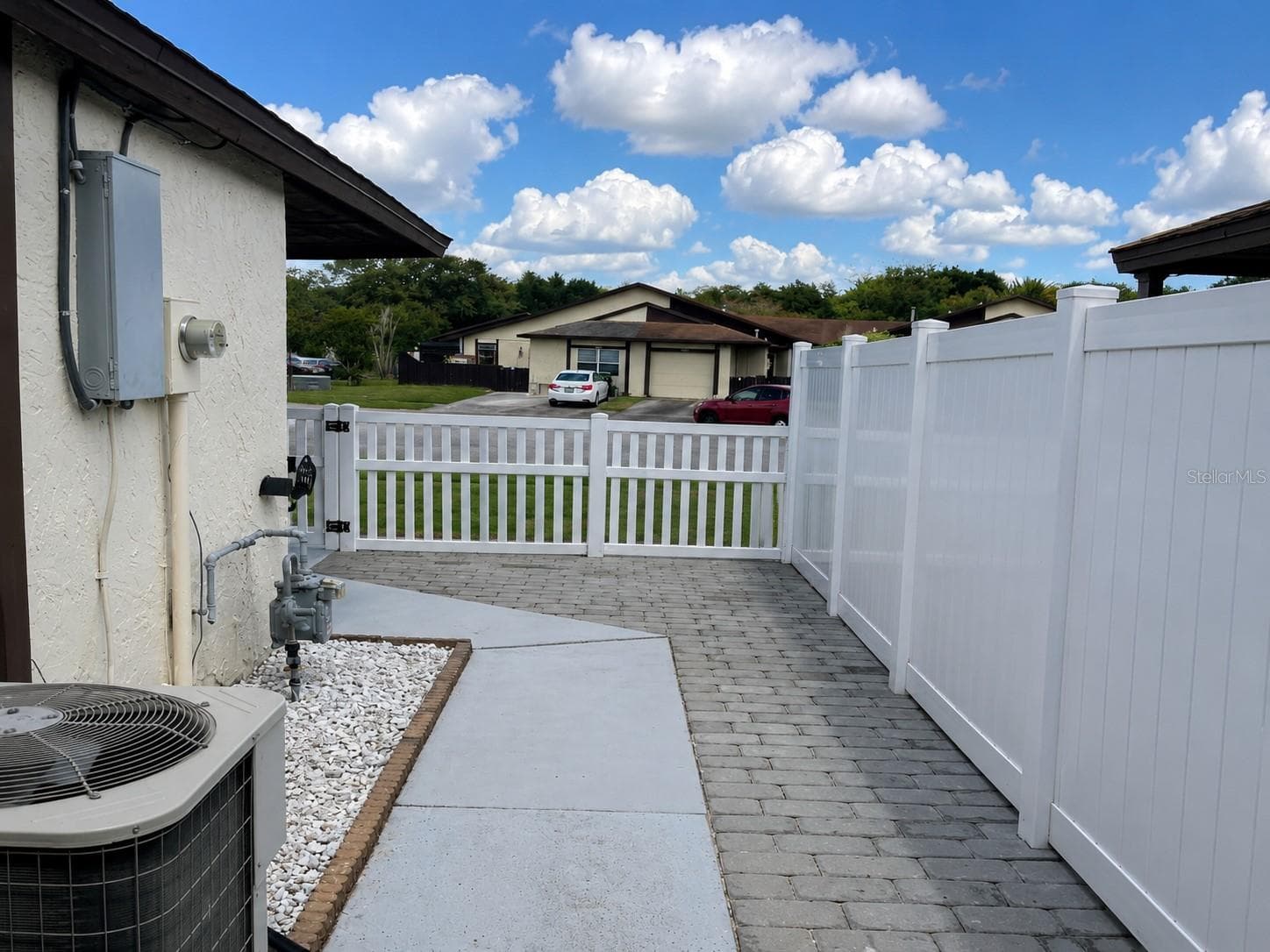 Townhouse at 10034 BRIGHTFIELD CT, ORLANDO, photo 3 of 19