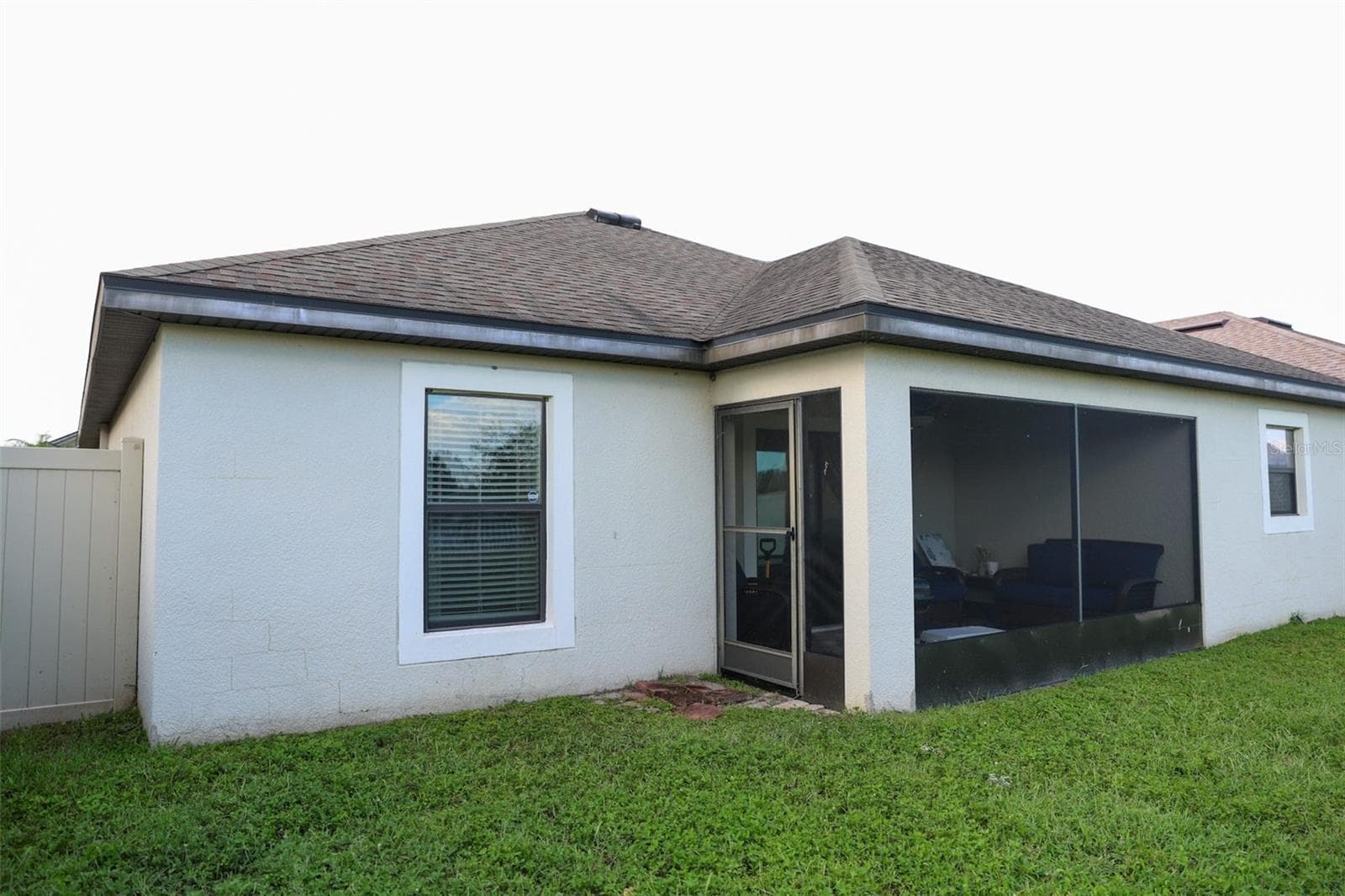 Single Family Residence at 2113 GENEVA DR, LAKELAND, photo 3 of 26
