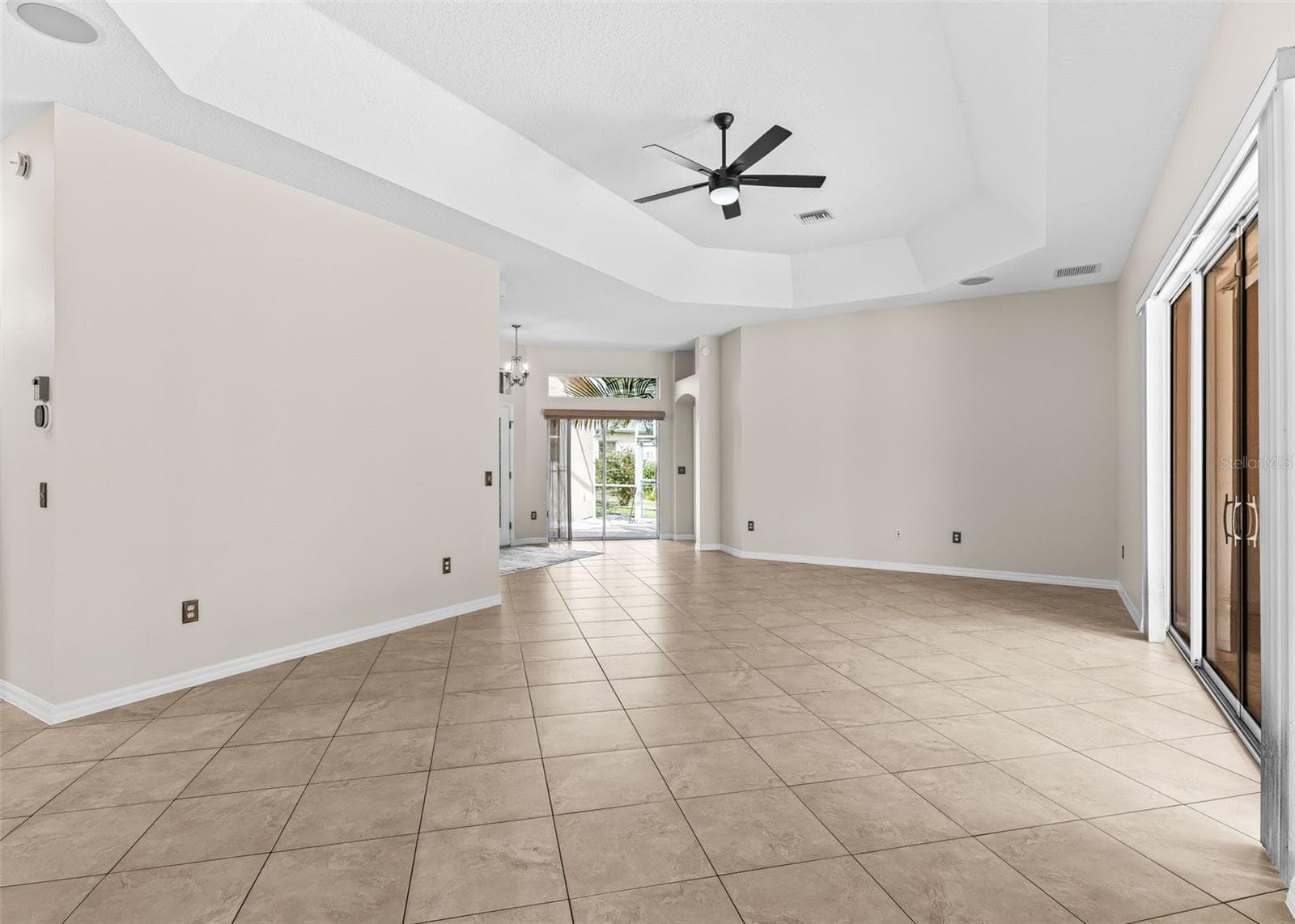 Single Family Residence at 1802 ESTAFANA WAY, THE VILLAGES, photo 13 of 58