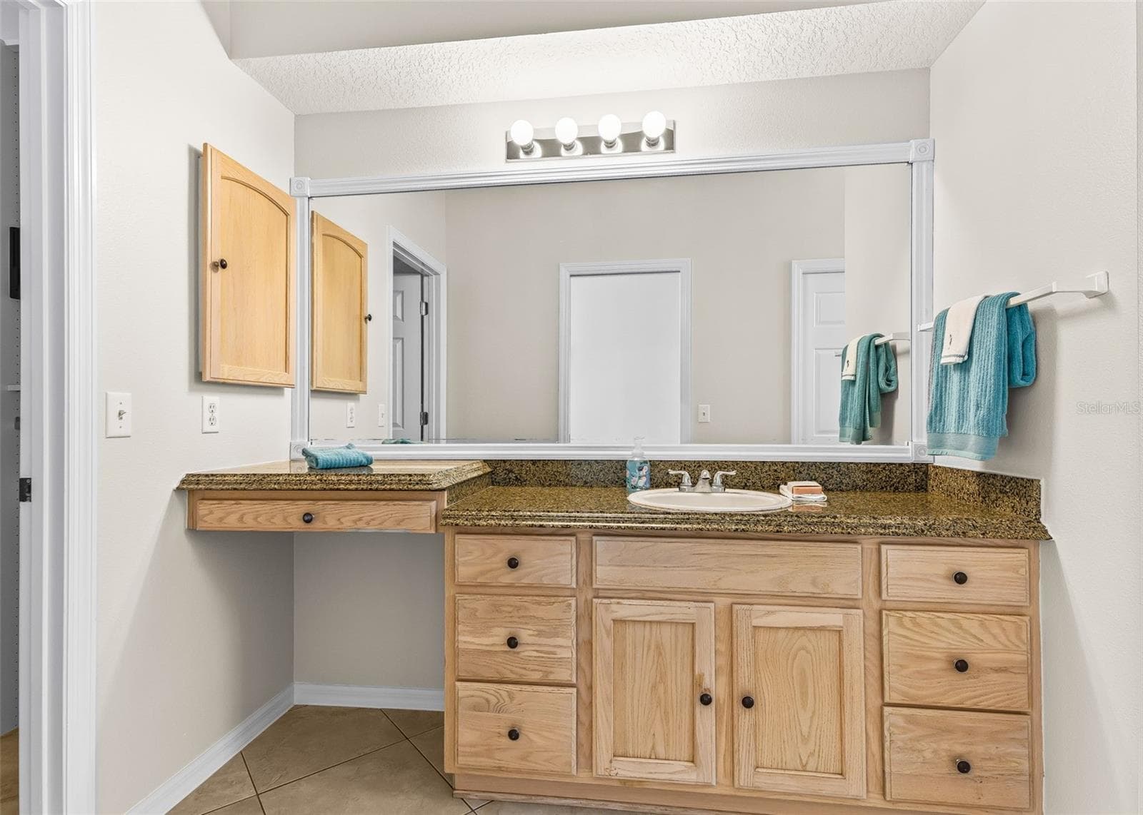 Casita Primary Bathroom - 1802 ESTAFANA WAY, THE VILLAGES
