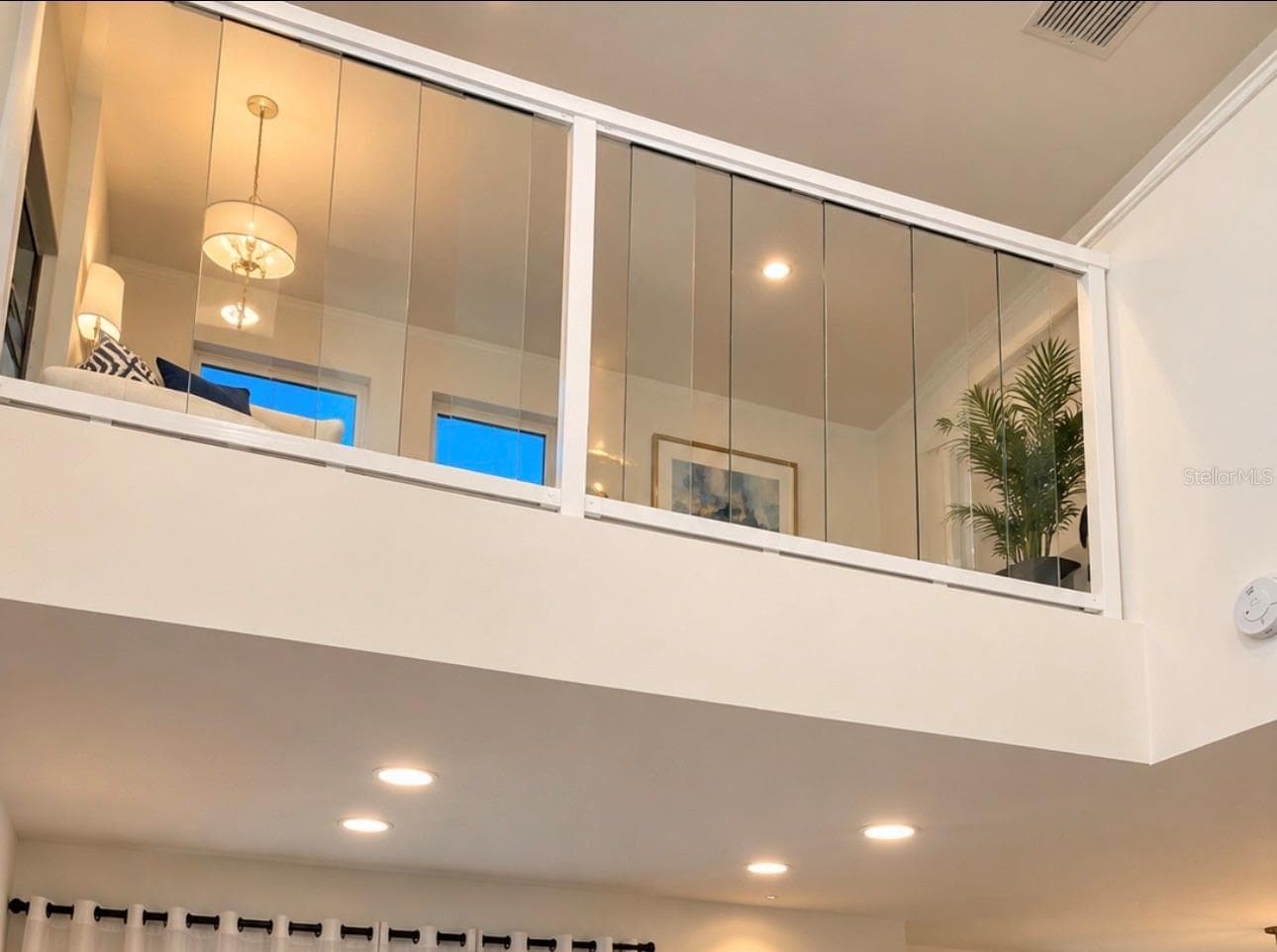 Single Family Residence at 10501 CRANLEIGH CT, TAMPA, photo 10 of 18