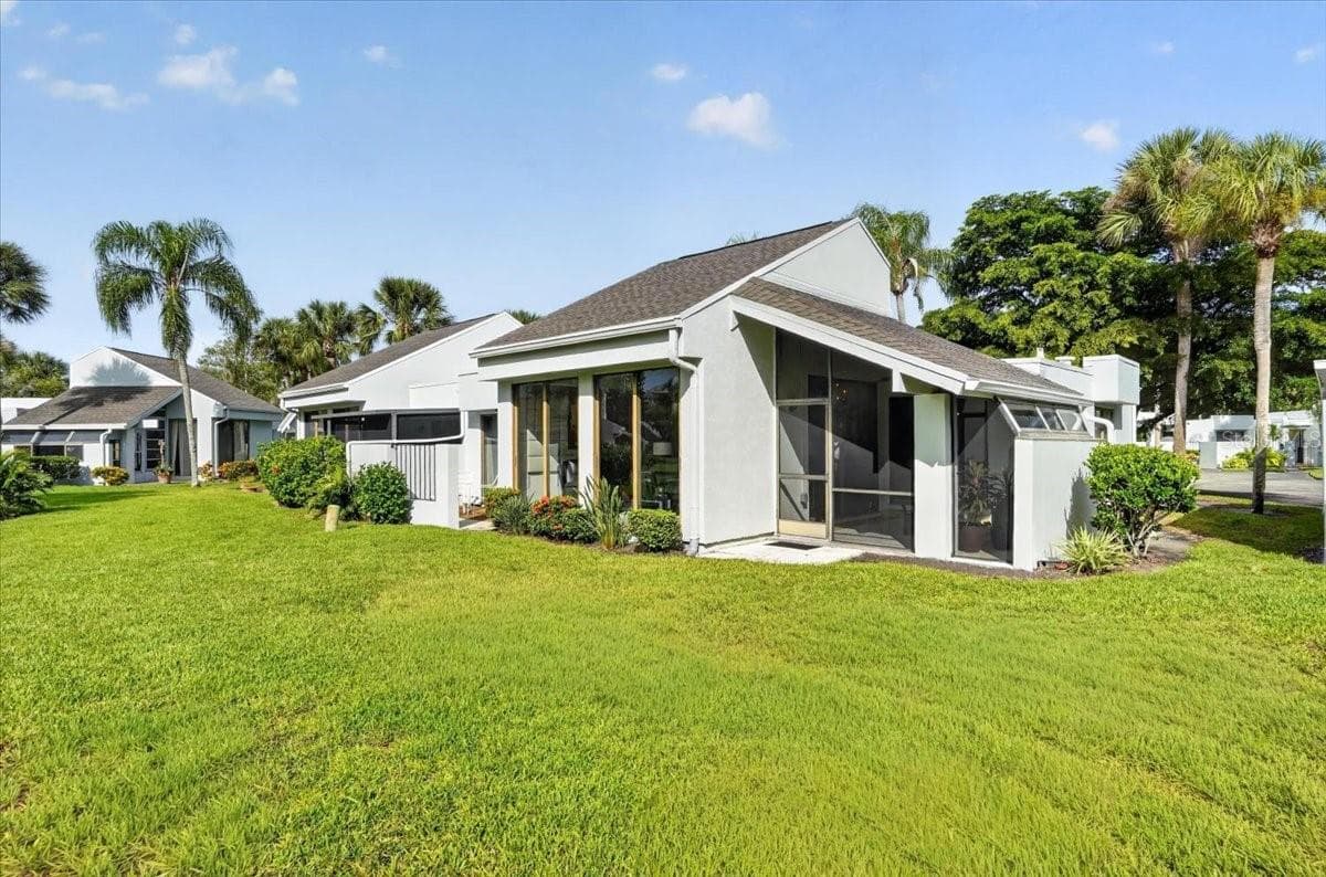 Villa at 2319 LAKESIDE MEWS #B3, SARASOTA, photo 29 of 50