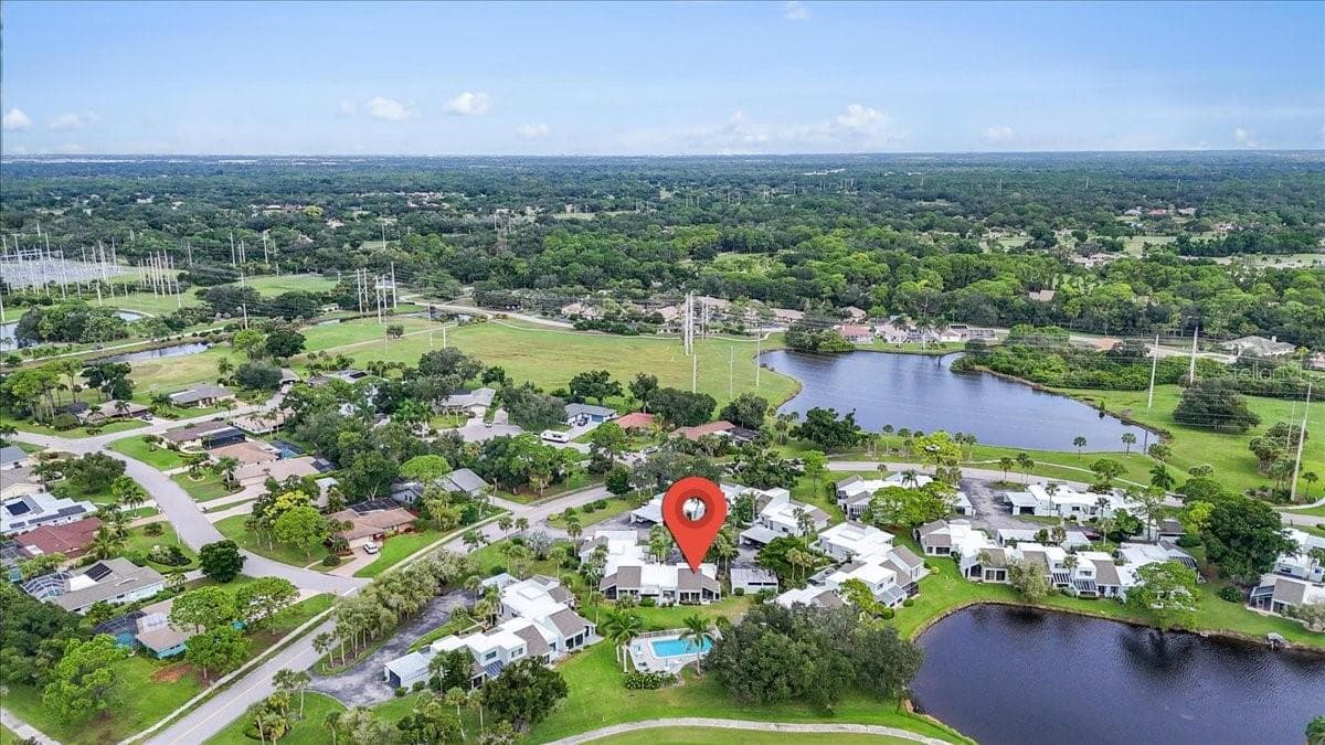 Villa at 2319 LAKESIDE MEWS #B3, SARASOTA, photo 38 of 50