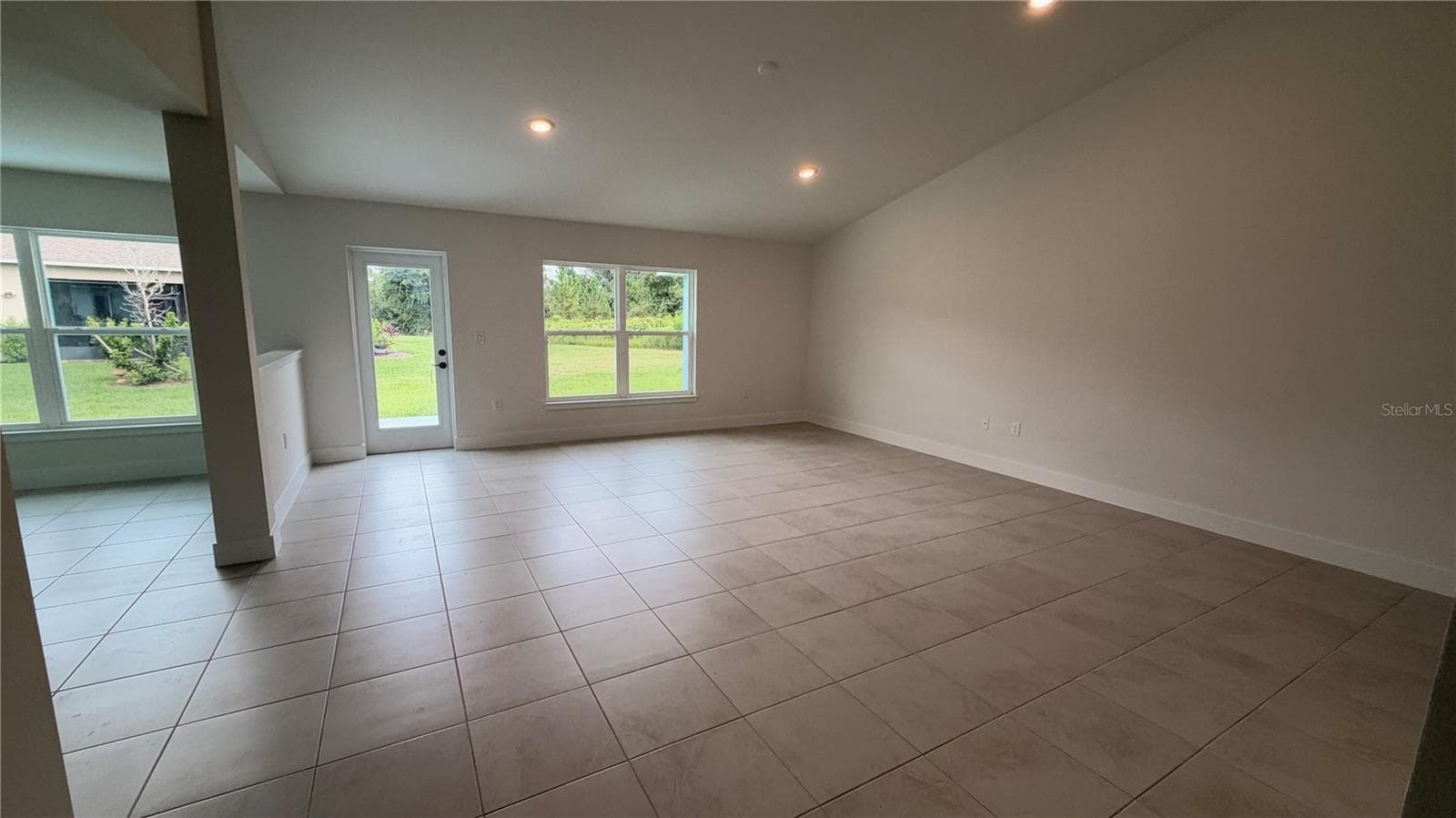 Single Family Residence at 5929 HORNBUCKLE BLVD, NORTH PORT, photo 9 of 15