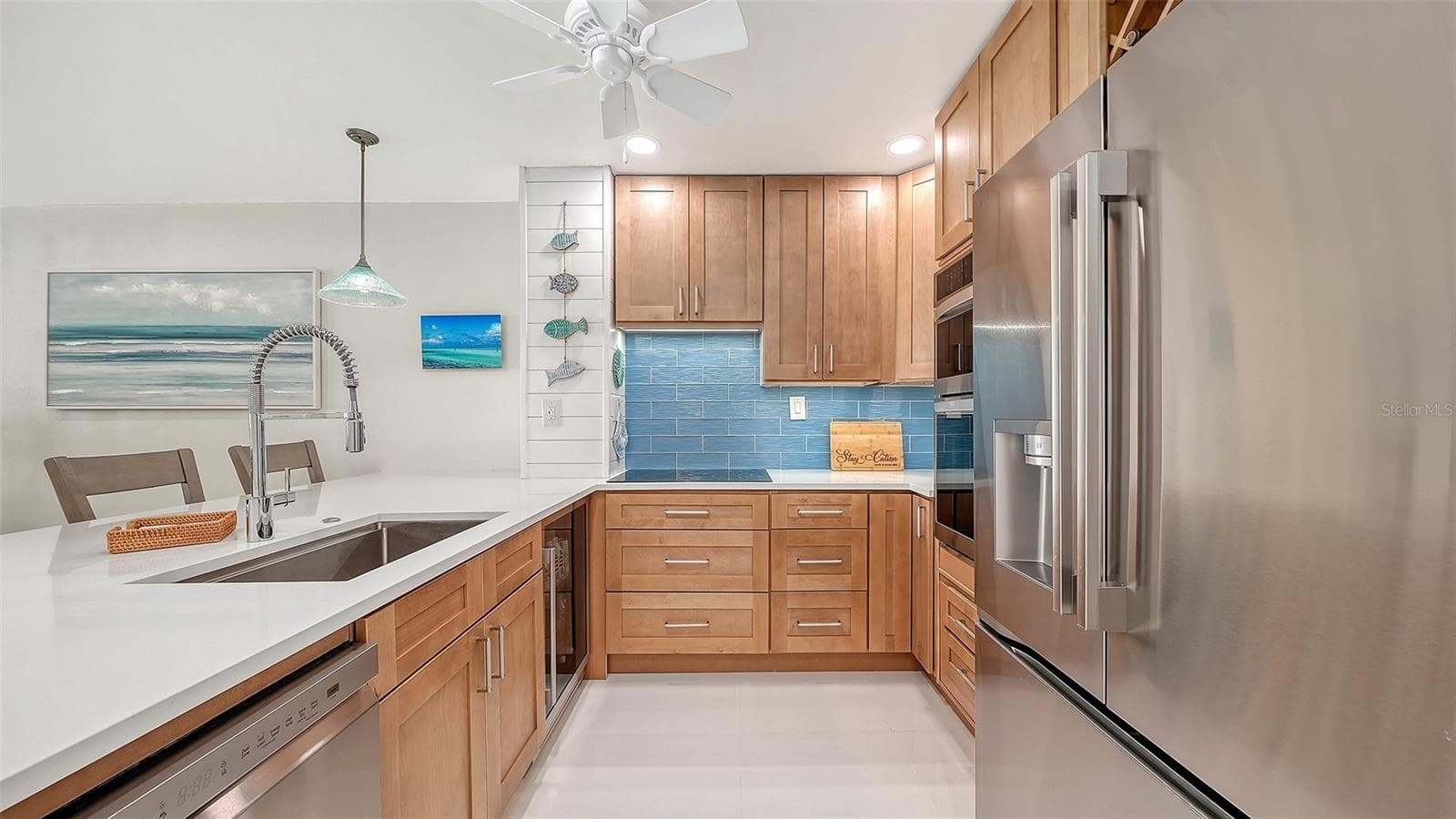 Wine/beverage refrigerator. All new stainless steel appliances - 771 JOHN RINGLING BLVD #5, SARASOTA