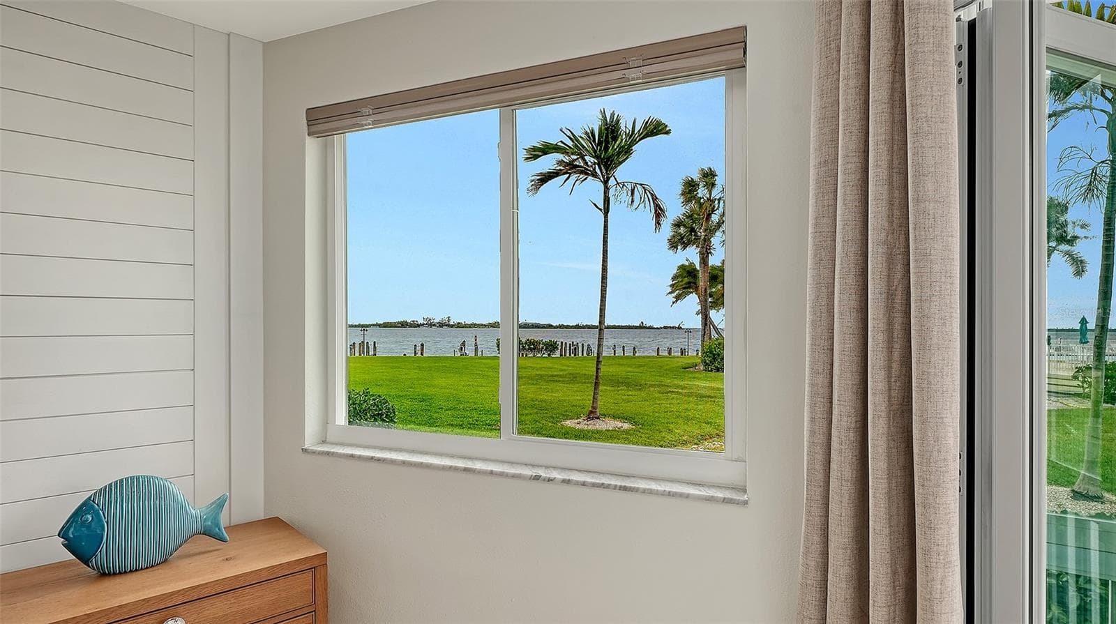 High impact windows throughout condo. - 771 JOHN RINGLING BLVD #5, SARASOTA