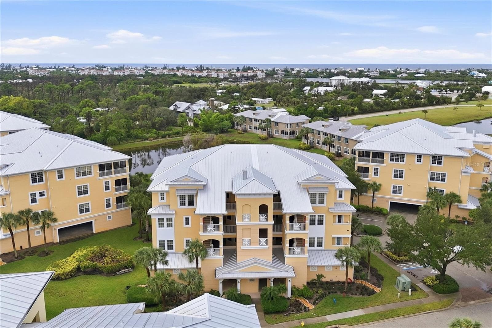 10520 AMBERJACK WAY #301