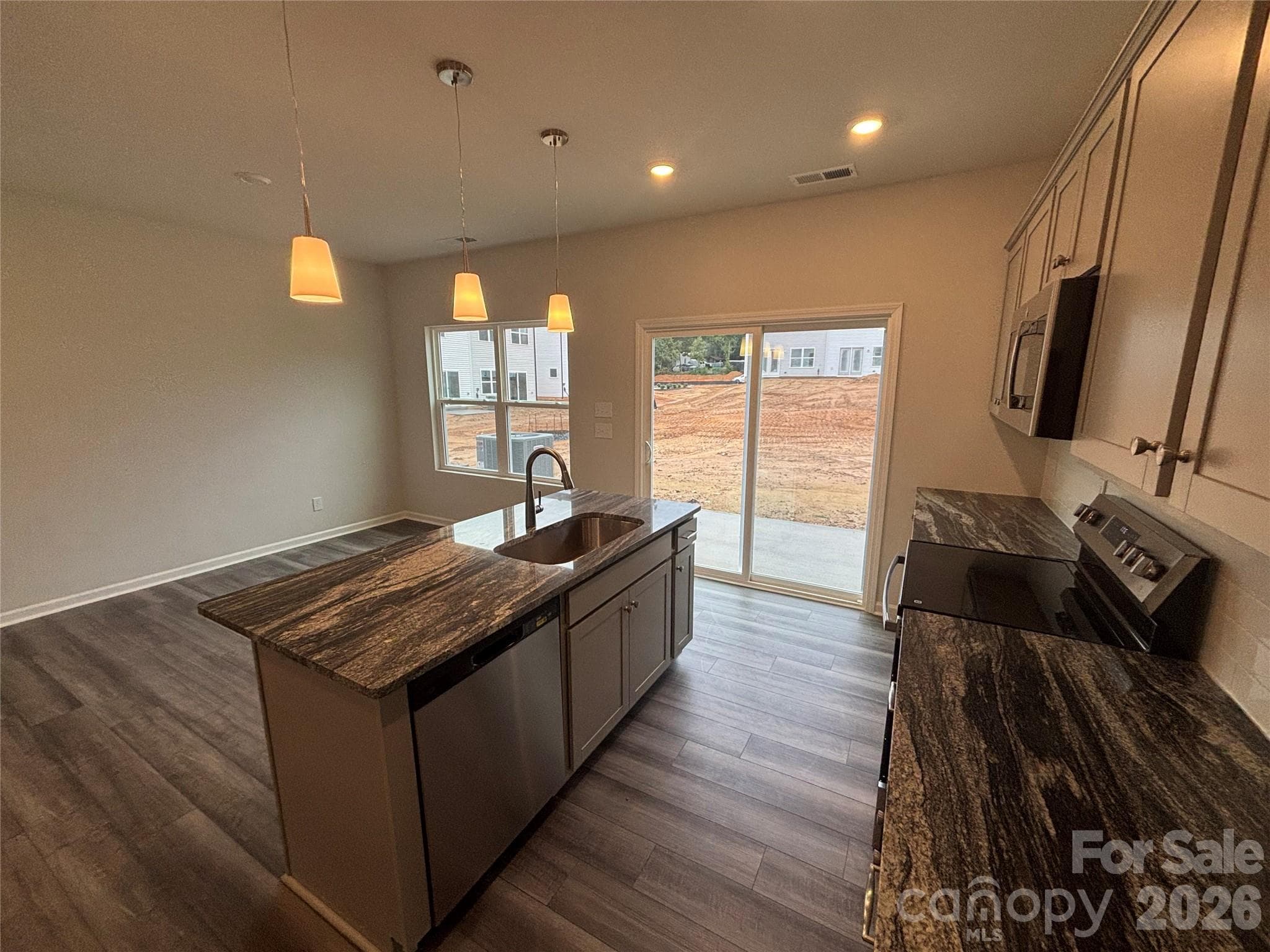 Townhouse at 3604 Teslow Drive, Charlotte, photo 5 of 9