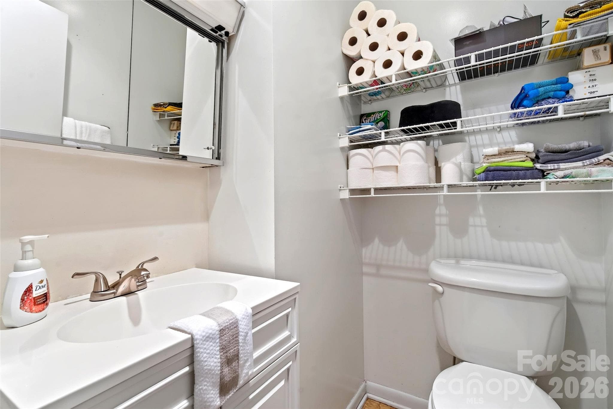 Half bath - 459 Forest Heights Drive, Marion