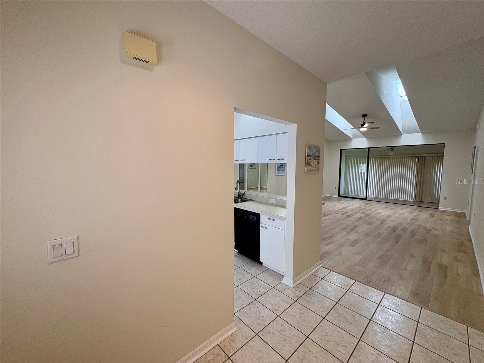 Entry Vacant - 5535 HAMPSTEAD HEATH #45, SARASOTA