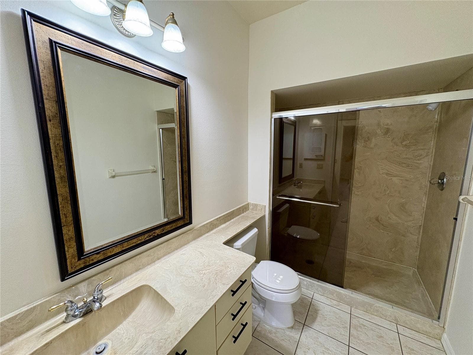Primary Bath Shower Vacant - 5535 HAMPSTEAD HEATH #45, SARASOTA