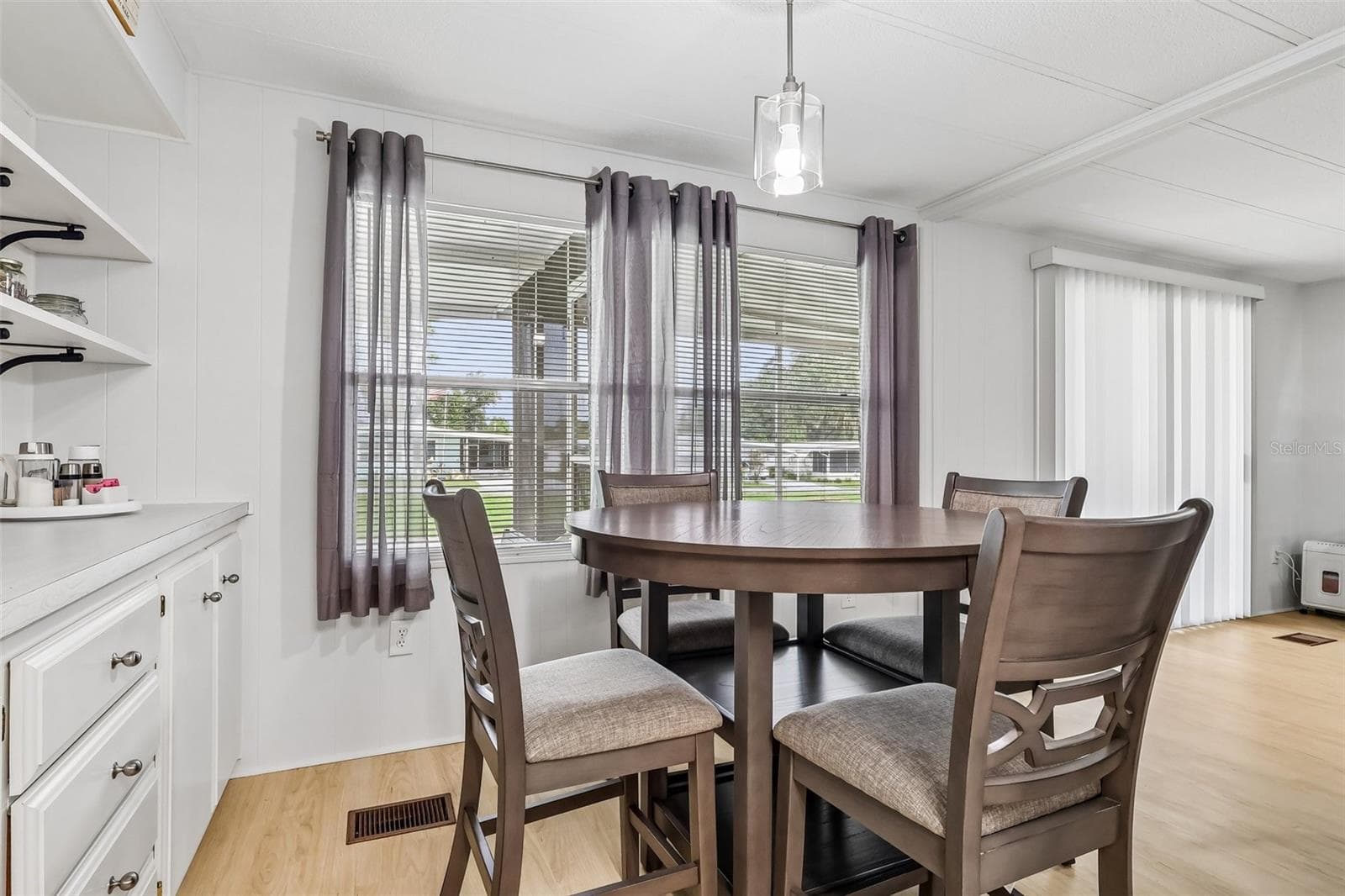 Mobile Home at 411 PALO VERDE DR, LEESBURG, photo 19 of 43