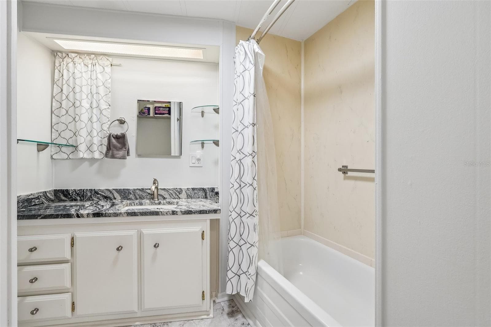 Mobile Home at 411 PALO VERDE DR, LEESBURG, photo 29 of 43