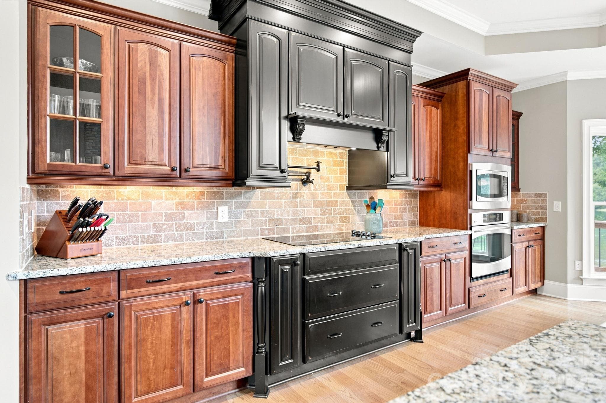 Single Family Residence at 162 Sagemore Road, Mooresville, photo 13 of 48