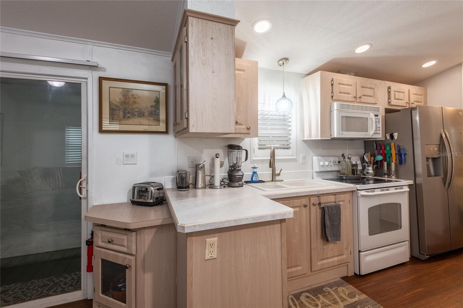 Manufactured Home at 6544 LA MESA RD, LAND O LAKES, photo 18 of 39