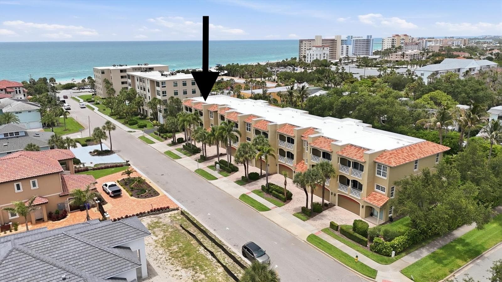 Westerly Aerial - 712 GRANADA AVE #2, VENICE