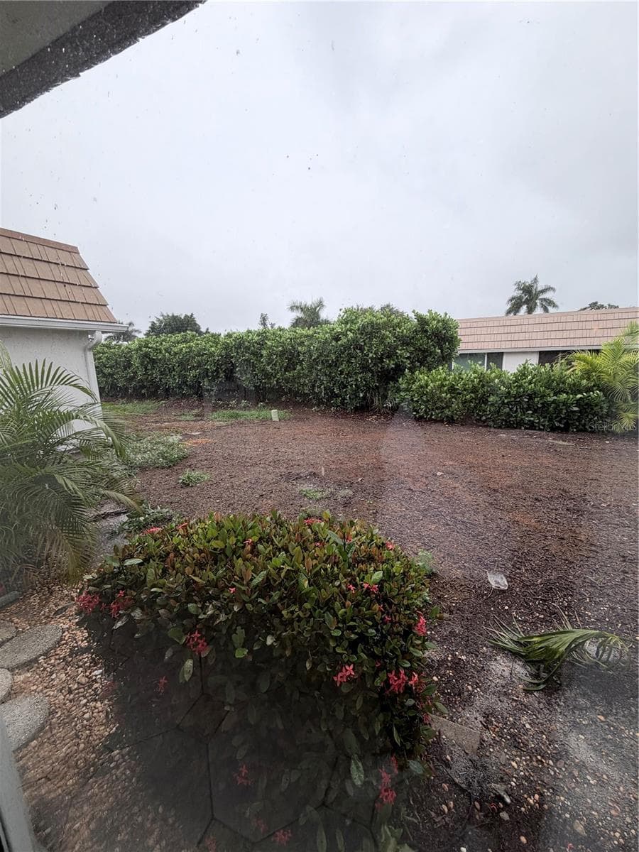Villa at 2320 AQUABLUFF PL #V274, SARASOTA, photo 5 of 15