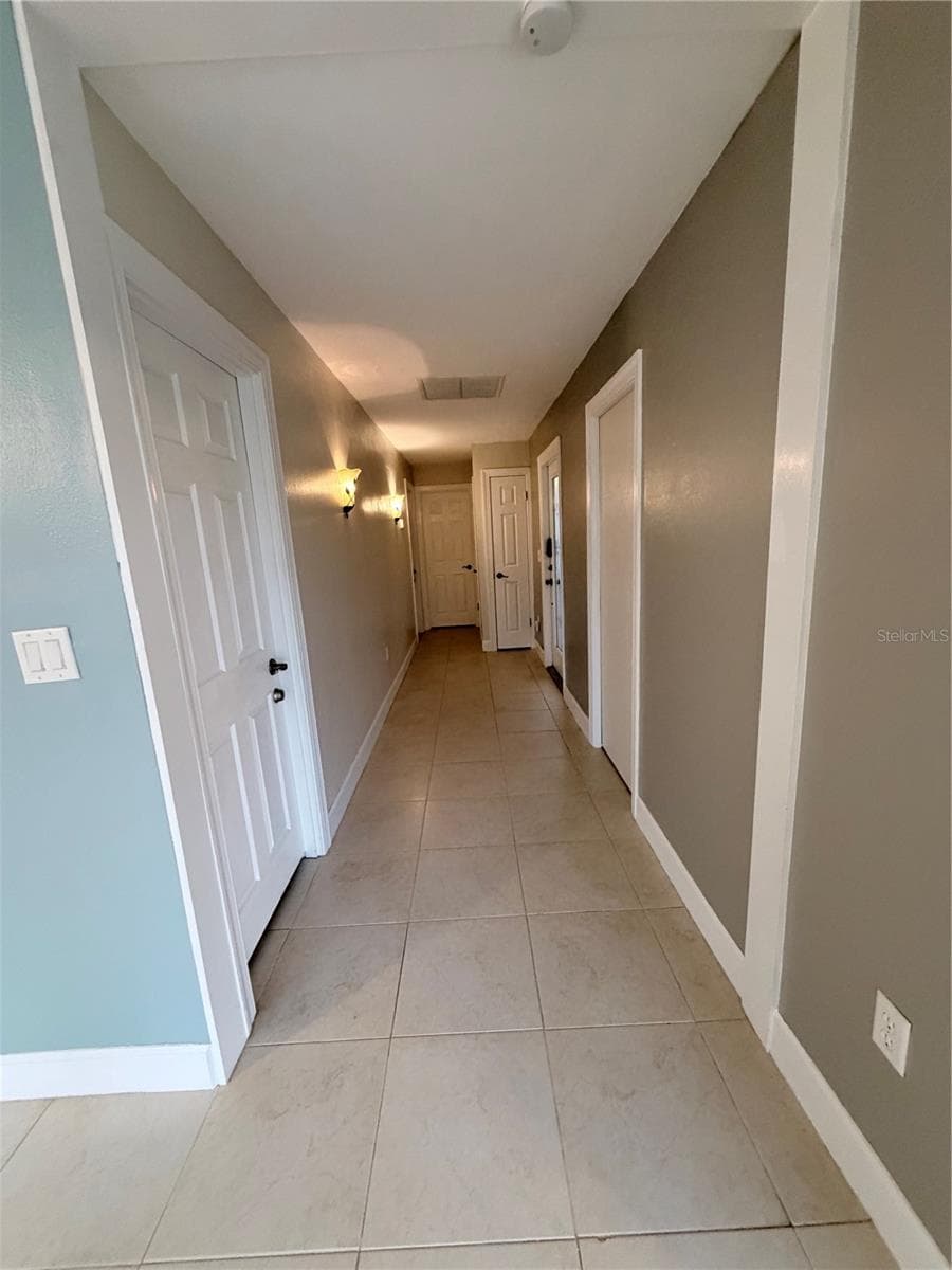 Villa at 2320 AQUABLUFF PL #V274, SARASOTA, photo 9 of 15